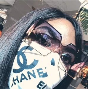 Meet your Posher, Ellen